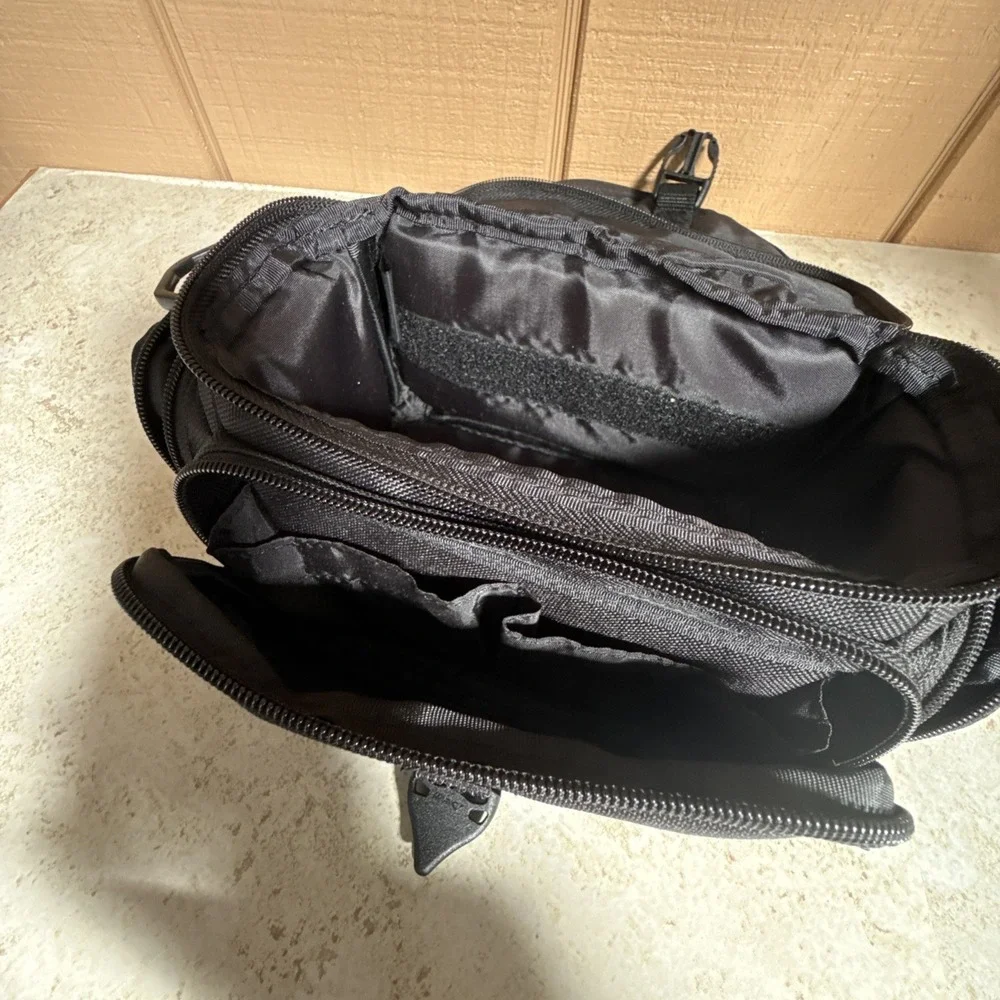 Tamrac Camera Bag NO Strap‎ - Has Padded Interior, EUC